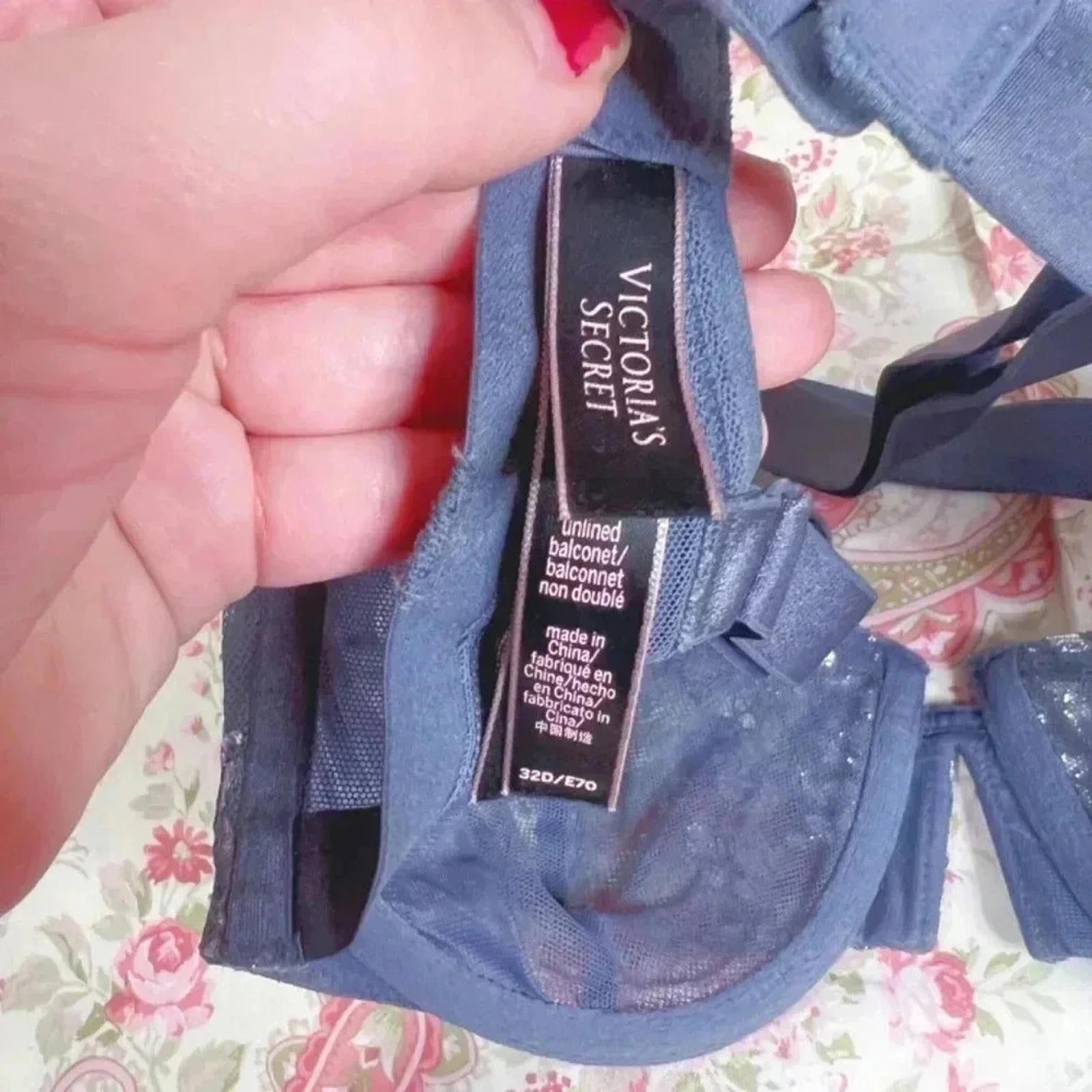 Victoria's Secret Very Sexy Unlined Balconet Bra Grey and Silver 32D