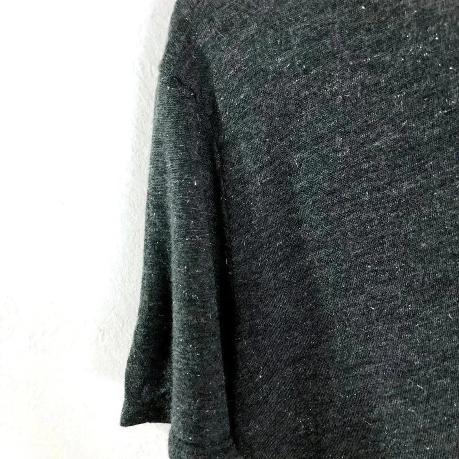 Splendid Grey Silver Accents Soft V Neck T Shirt Women's Size S
