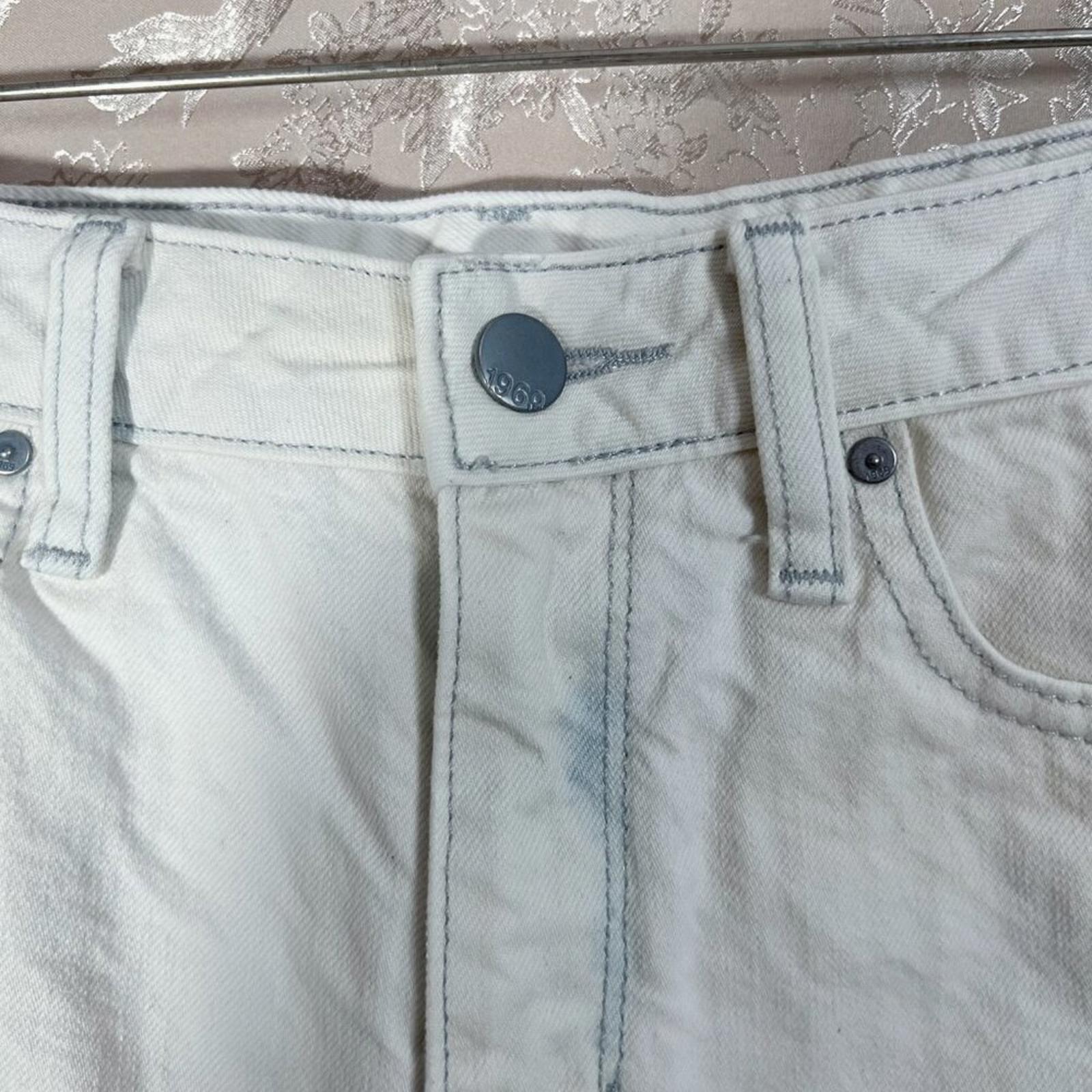 GAP High Rise Slim Cut-Offs Bleached White Denim Shorts Distressed Size 27