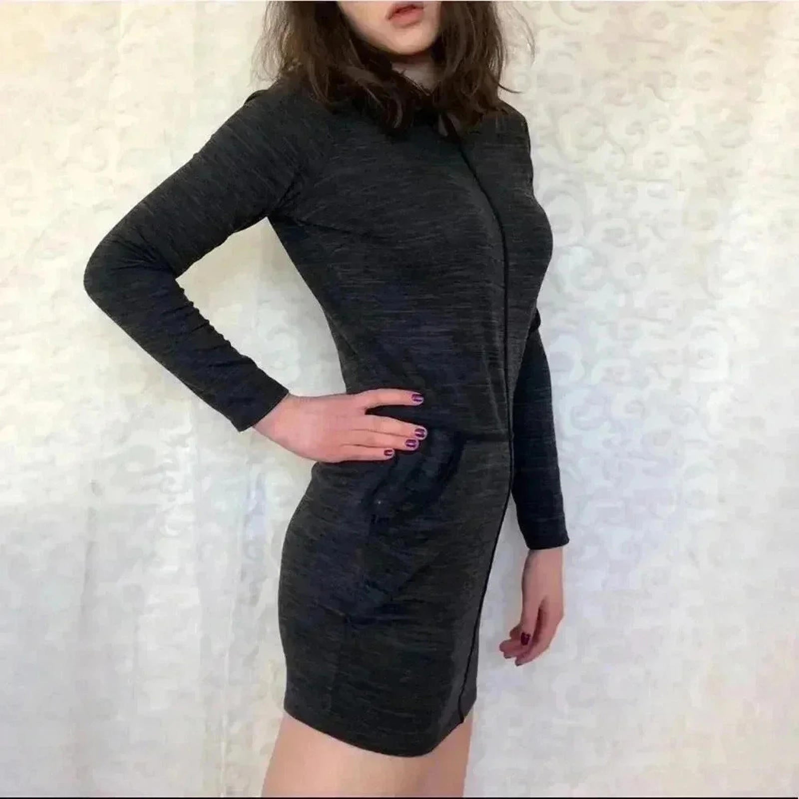 NWOT Athleta Charcoal Long Sleeved Dress Women's Size S