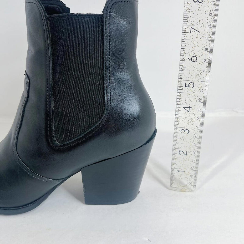 Steve Madden Patricia Black Leather Chelsea Boot Pointed Toe Bootie Size 10