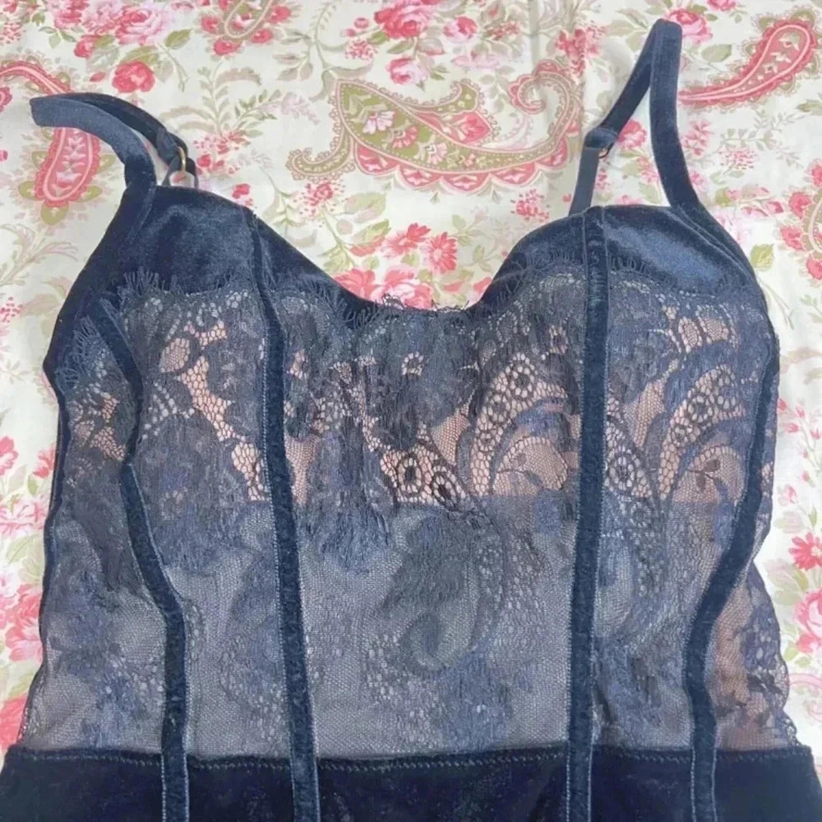 Victoria's Secret Very Sexy Black Velvet Lace Corset Top Size S