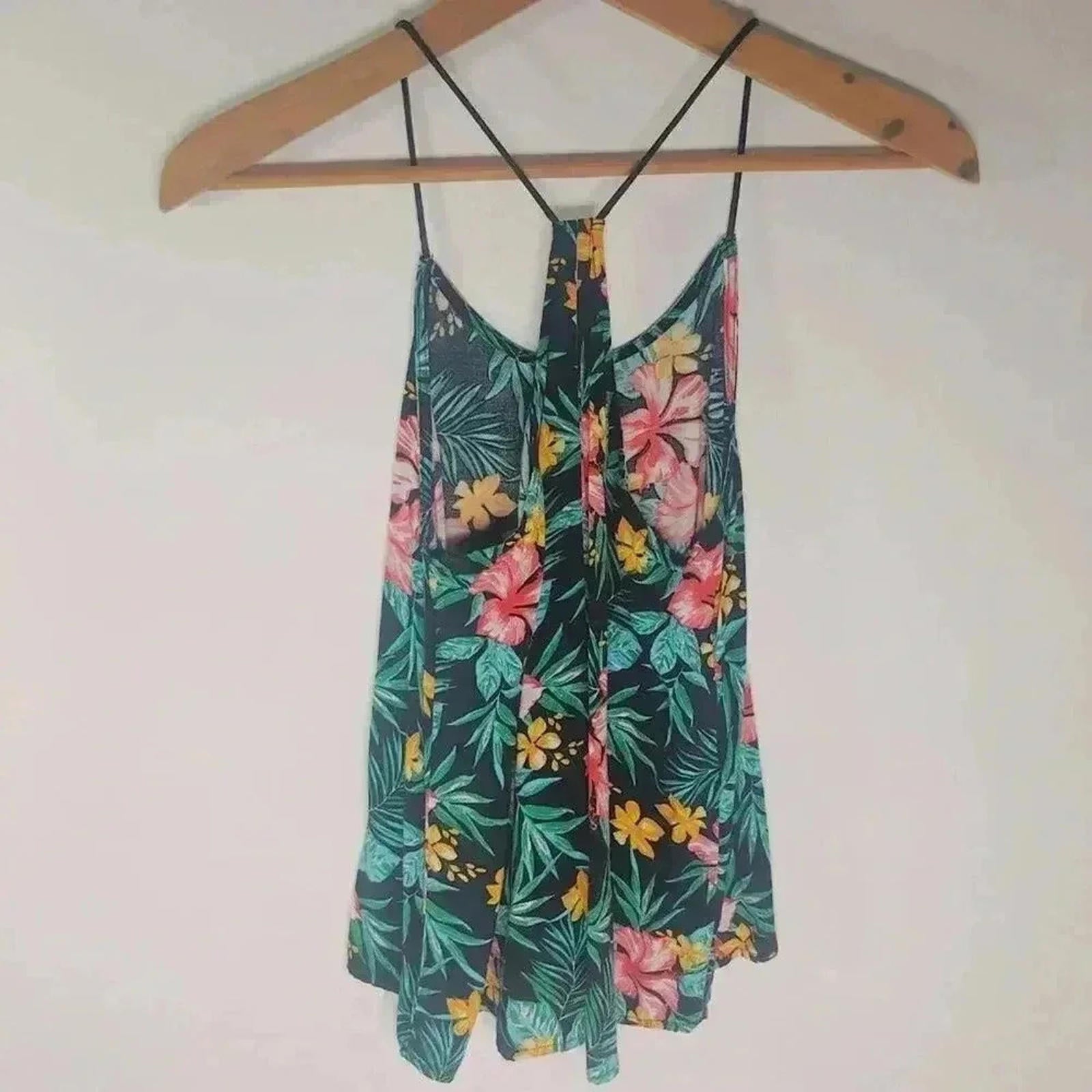 ❤️ 3/$15 No Boundaries Tropical Black Orange Green Flowy Tank Top Floral Size M