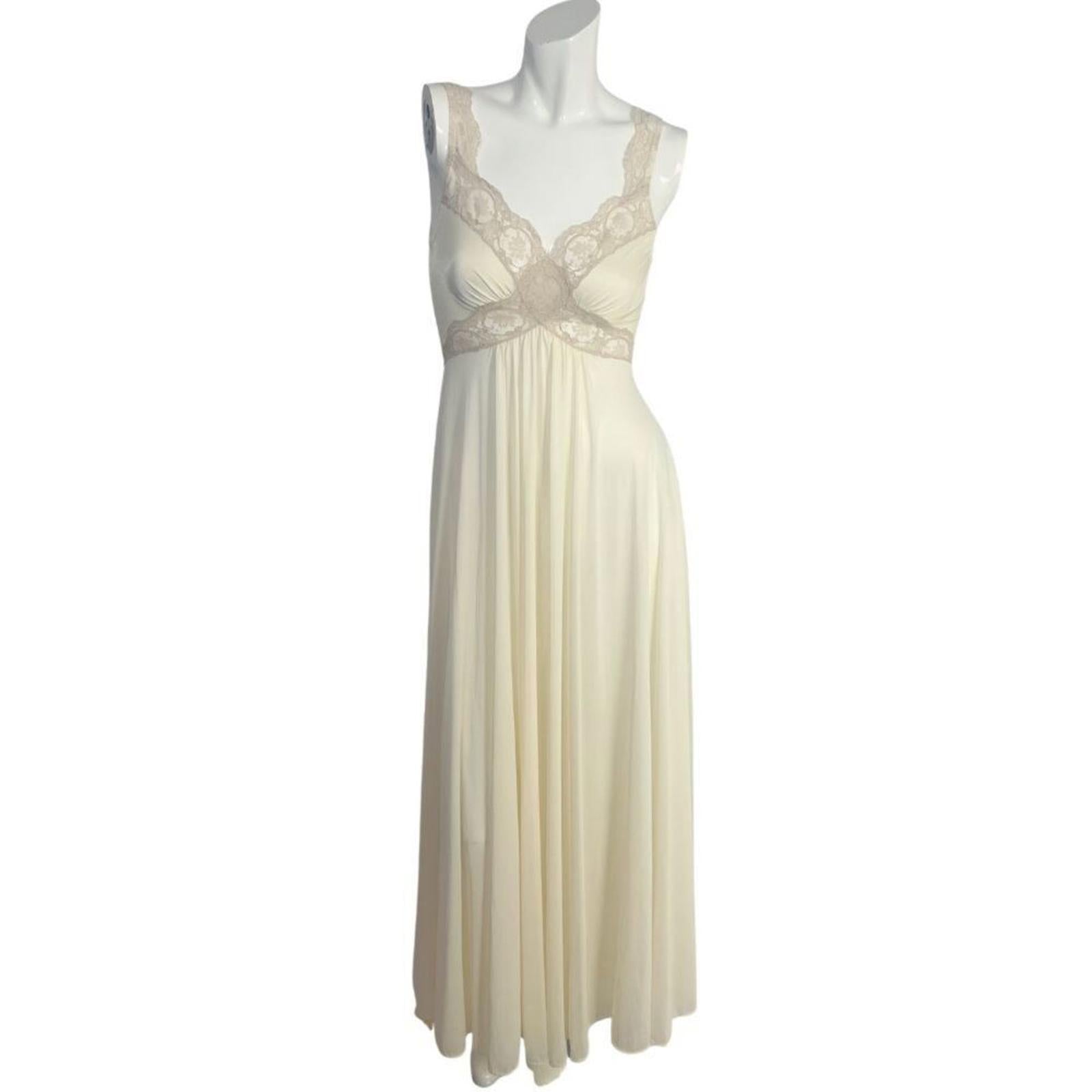 Olga Bodysilk 1970s Vintage Cream Lace Bodice Long Nightgown Neglige Slip Size S